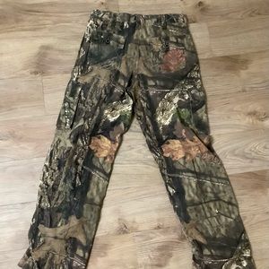 Boys (18/20) Mossy Oak Camo pants